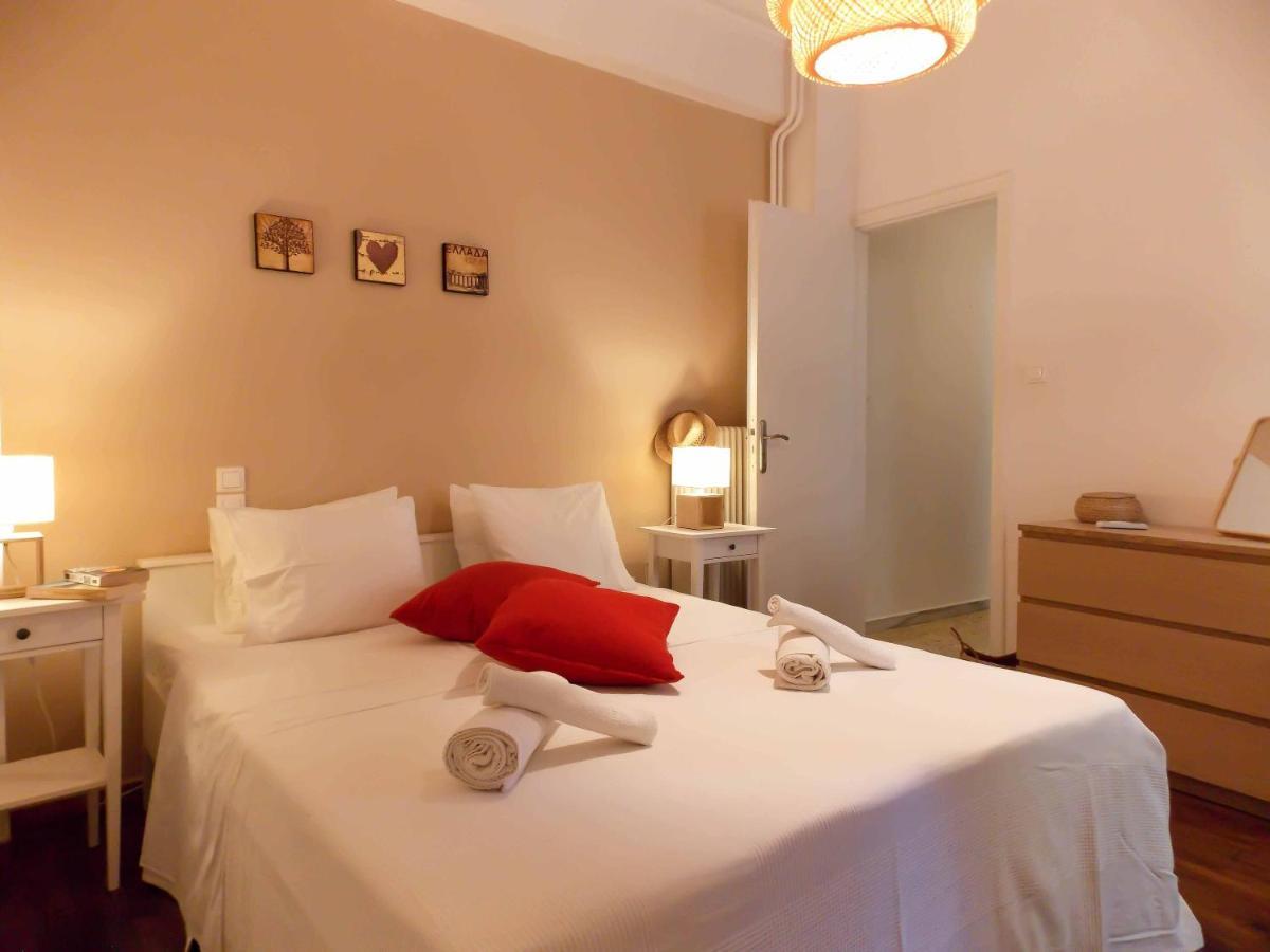 Cozy Plaka Apartment Athen Exterior foto