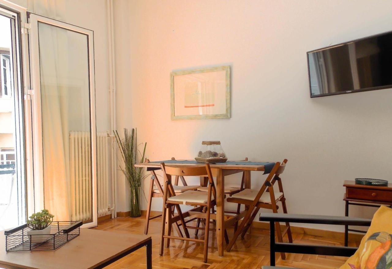 Cozy Plaka Apartment Athen Exterior foto